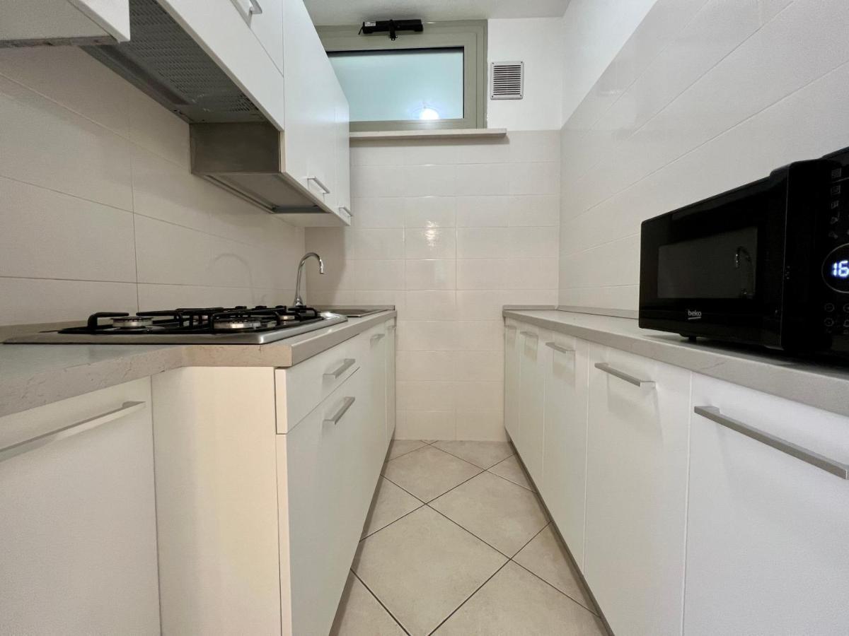 ליגננו סביאדורו Prassitele Apartments מראה חיצוני תמונה